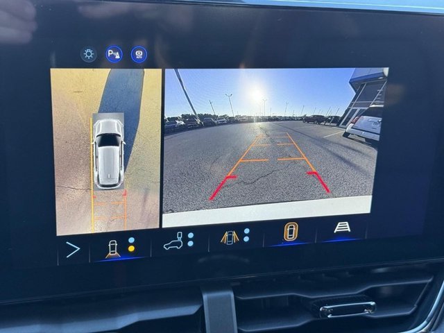2027 Chevrolet Equinox RS - Photo 12