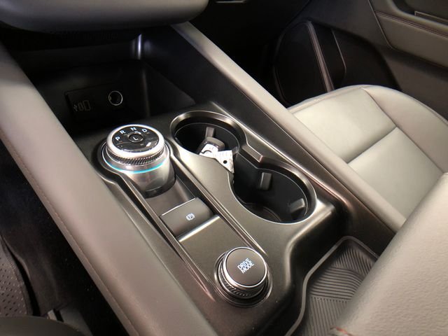 New 2026 Carbonized Gray Metallic Ford Active image 17