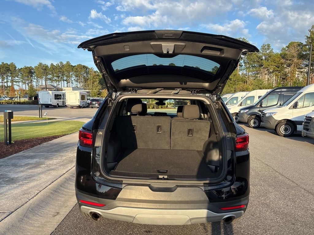 Used 2025 Black Chevrolet LT image 14