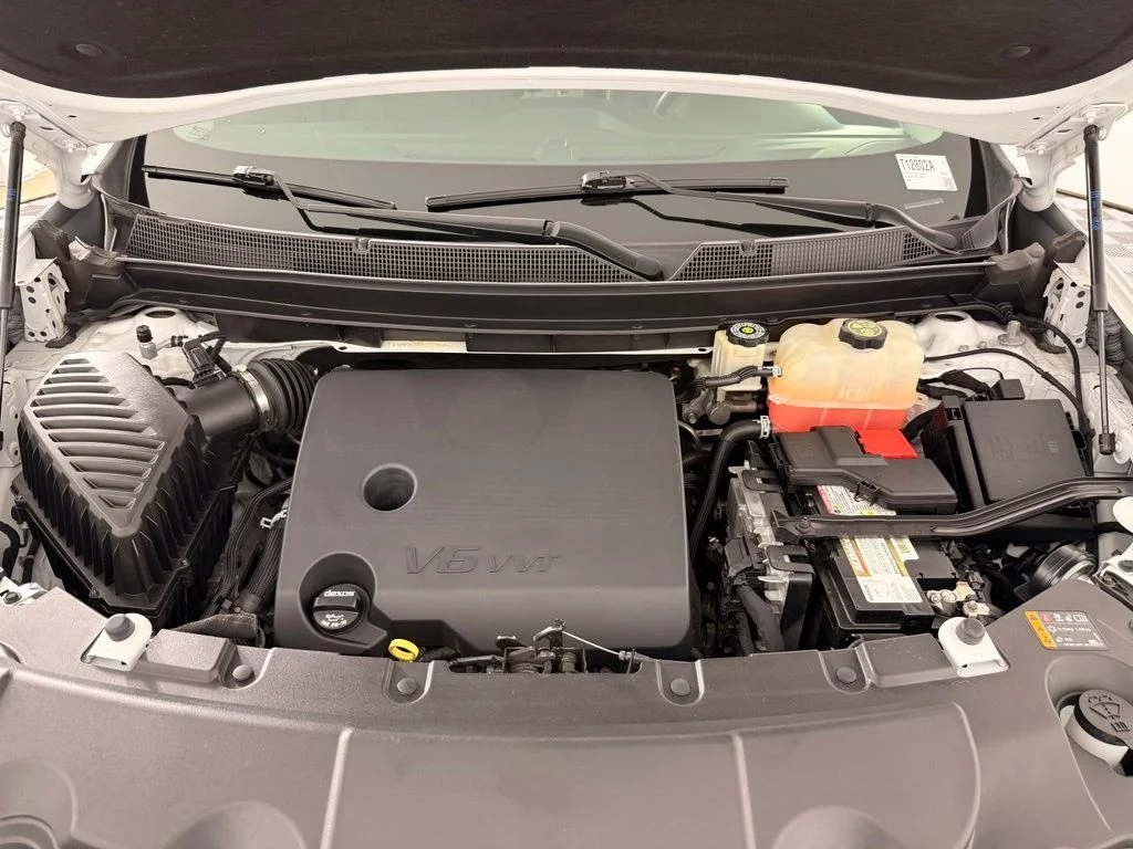 Used 2020 White Chevrolet Premier image 38