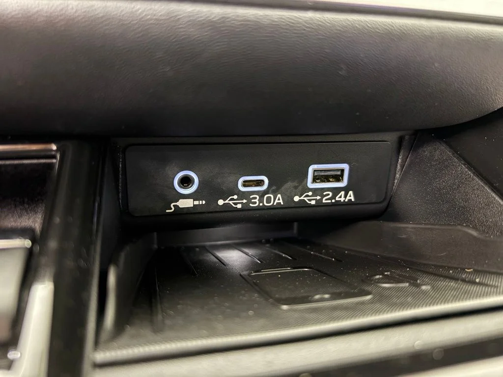Used 2023 White Subaru Touring image 28