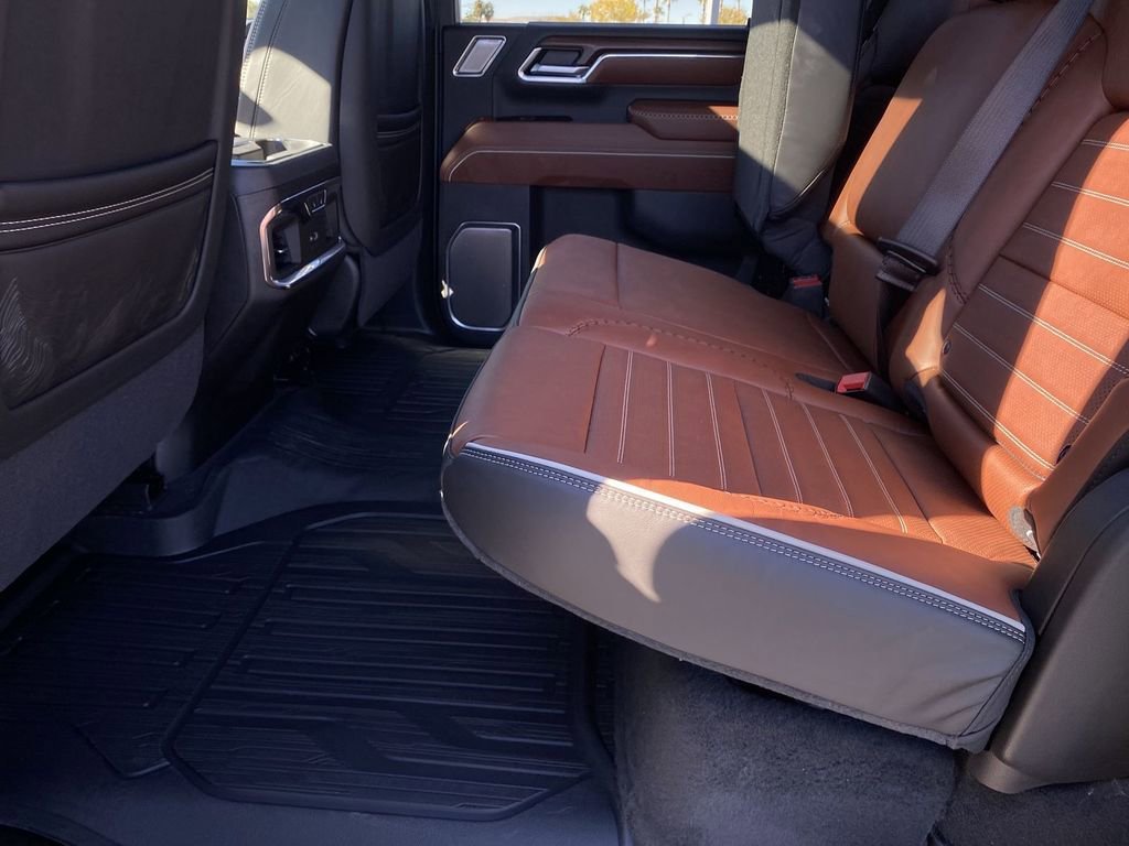 2026 GMC Sierra 3500HD Denali Ultimate - Photo 37