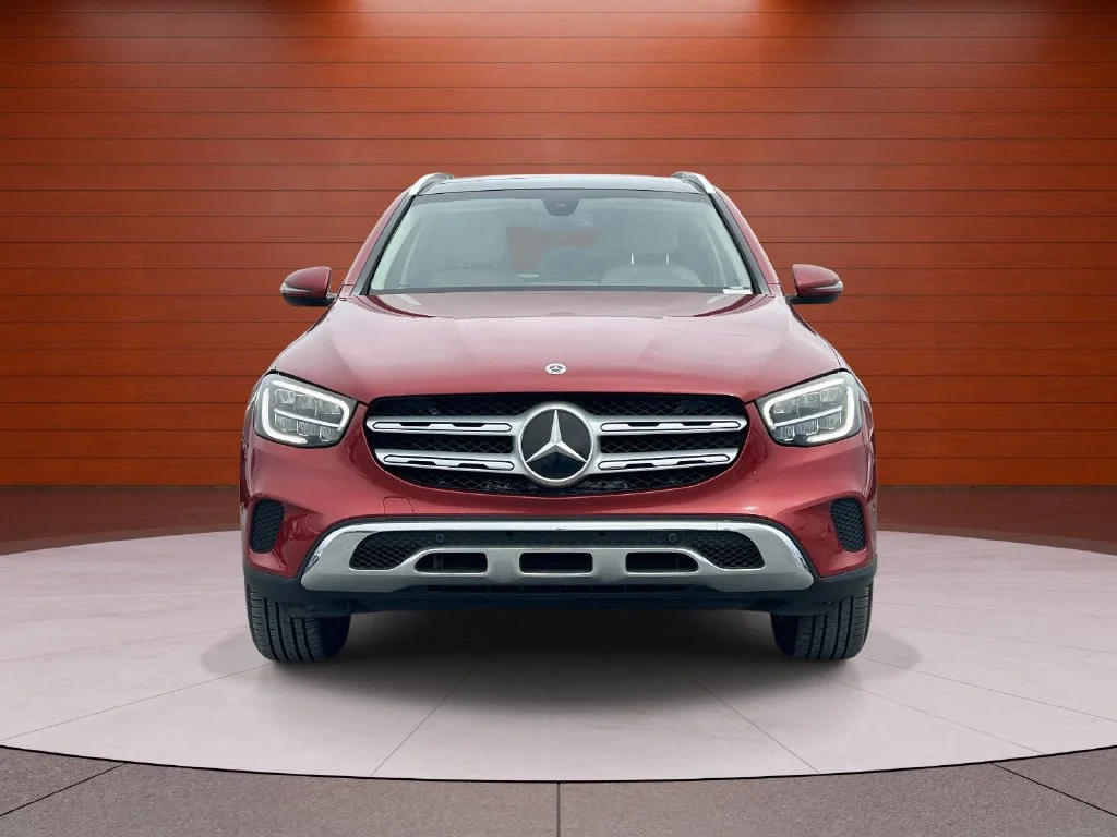Used 2021 designo Cardinal Red Metallic Mercedes-Benz GLC 300 image 6