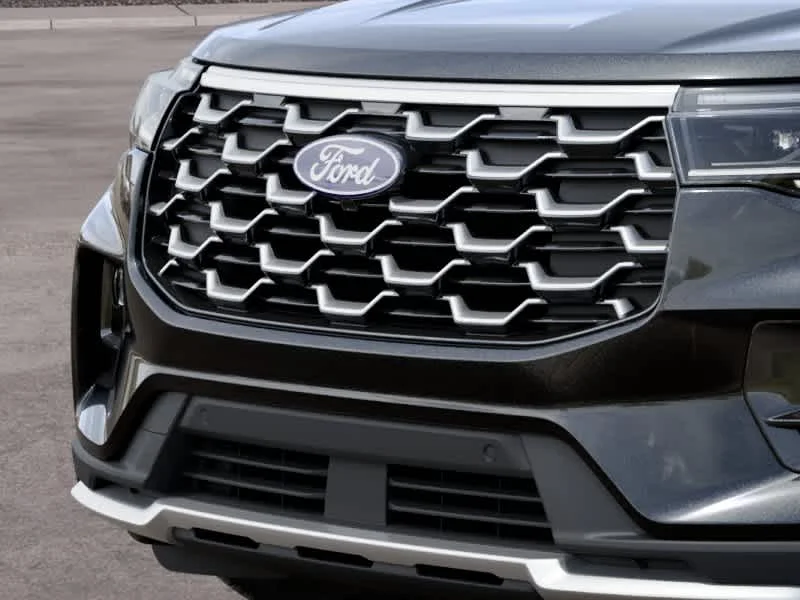 New 2027 Agate Black Metallic Ford Platinum™ image 17