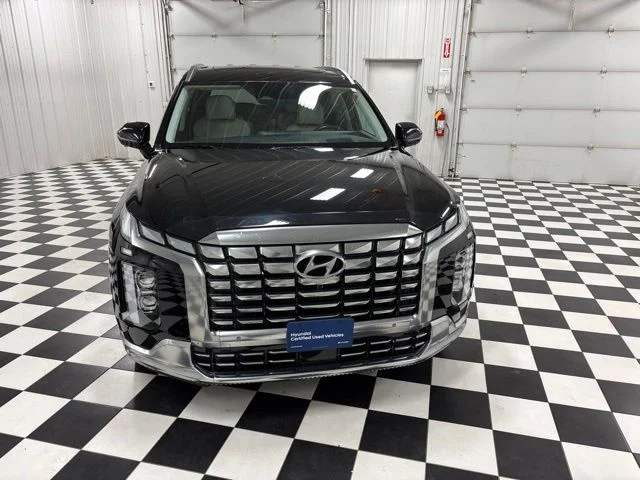 Used 2023 Black Hyundai Calligraphy image 2