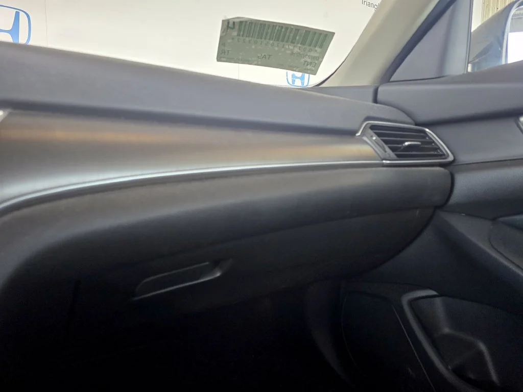 Used 2022 Black Honda LX image 17
