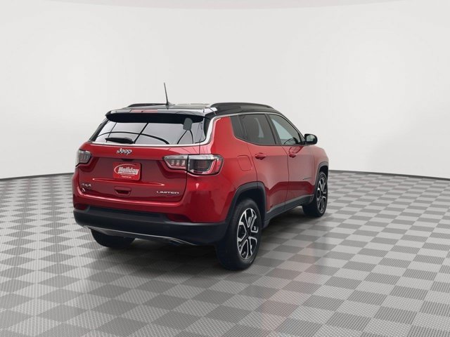 Used 2023 Redline Pearlcoat Jeep Limited image 36