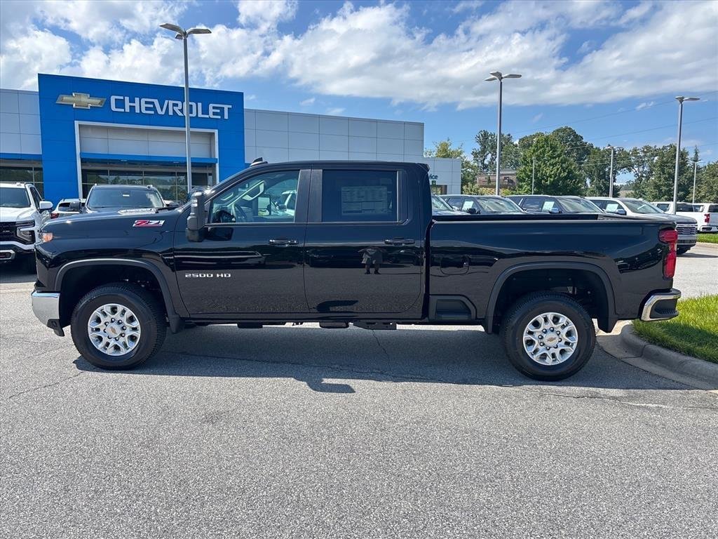 New 2026 Black Chevrolet LT image 4