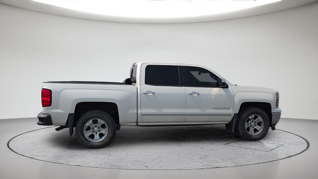 Used 2014 White Chevrolet LTZ image 5