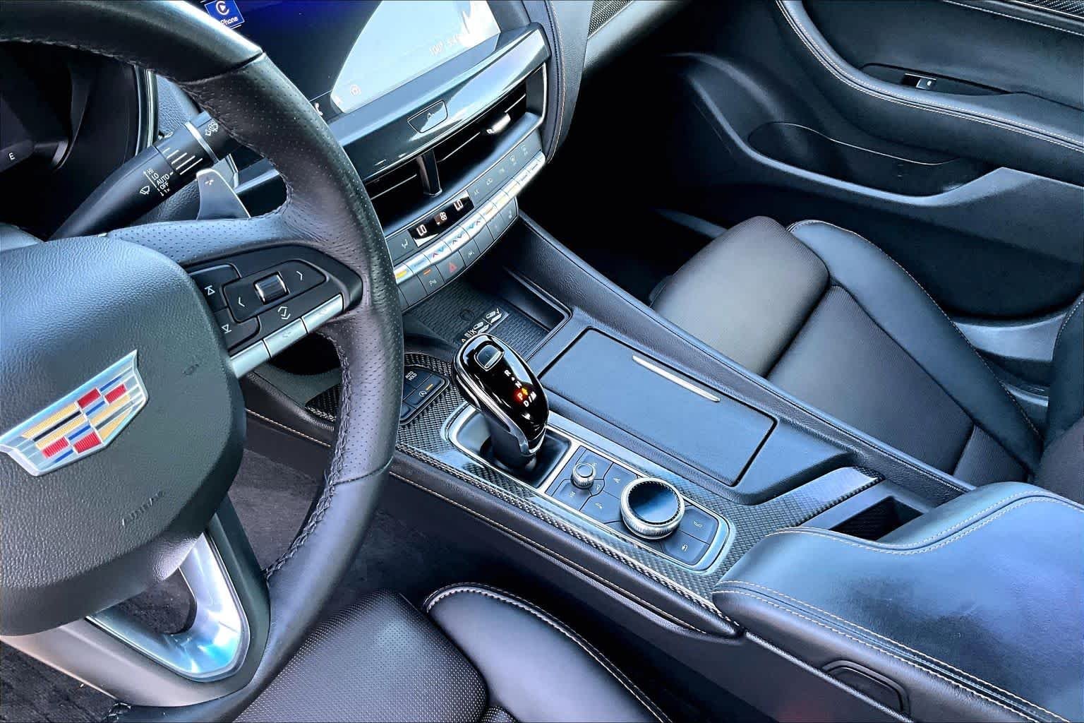 Used 2023 Crystal White Tricoat Cadillac Sport image 16