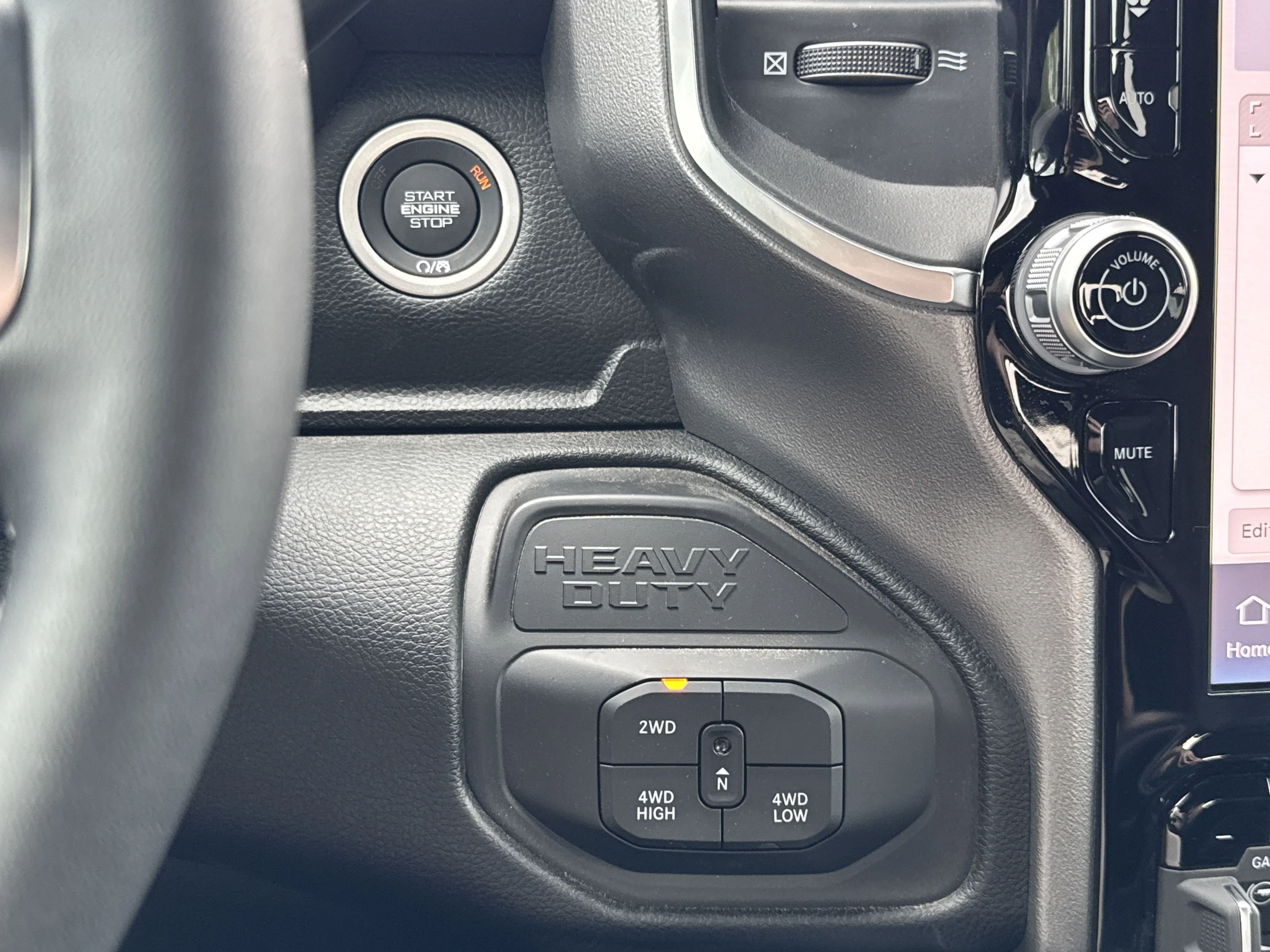 2025 RAM 2500 Big Horn - Photo 27
