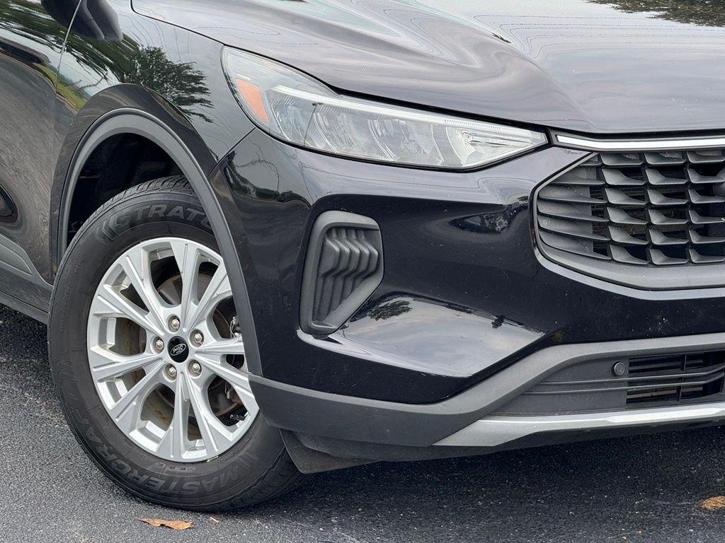 Used 2024 Black Ford Active image 8