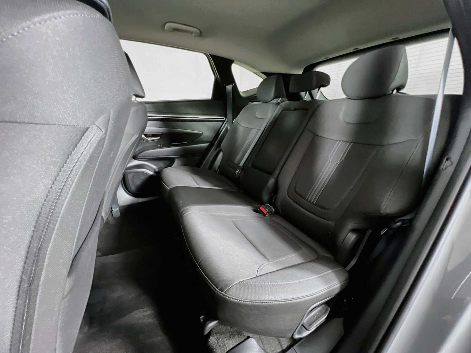 Used 2024 Hampton Gray Hyundai SEL image 24
