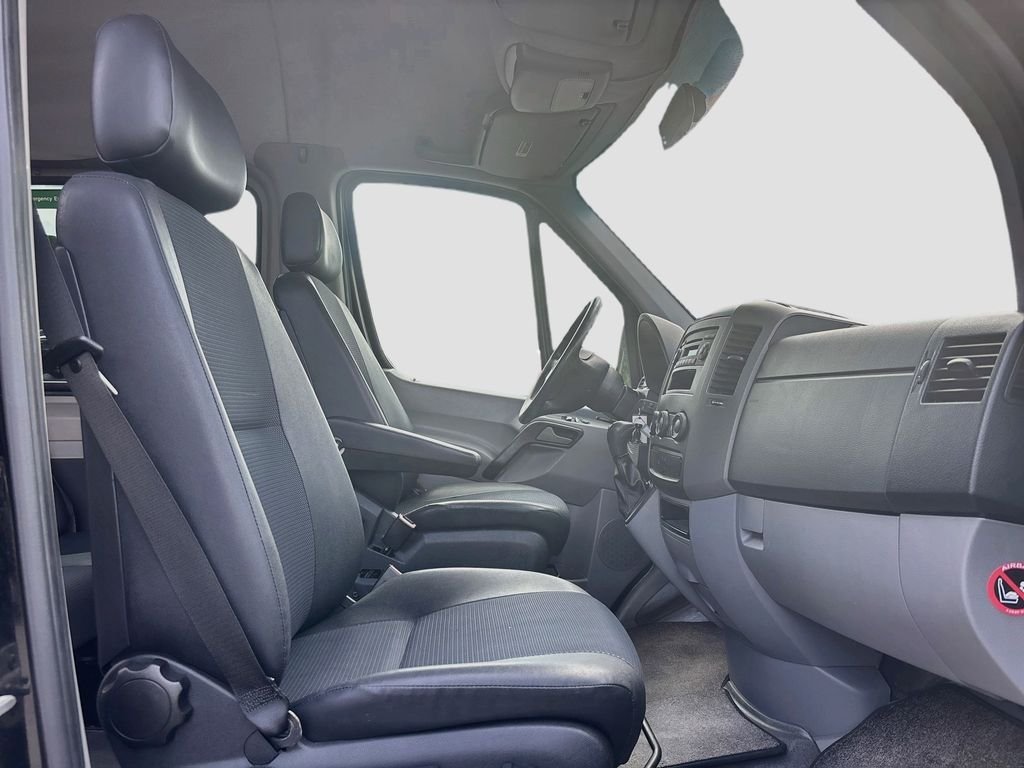 Used 2012  Mercedes-Benz Passenger 170 WB image 28