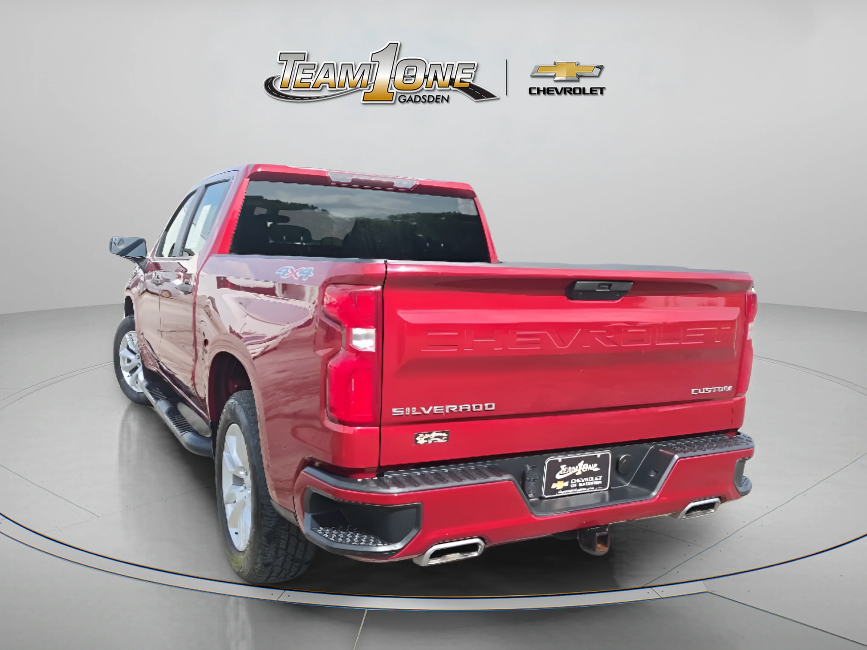 Used 2020 Cajun Red Tintcoat Chevrolet Custom image 5