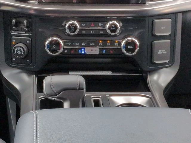 New 2026 Star White Metallic Tri-Coat Ford Lariat® image 19