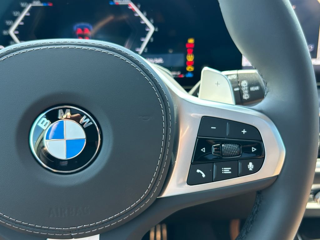 New 2027 Tanzanite Blue II Metallic BMW xDrive40i image 20