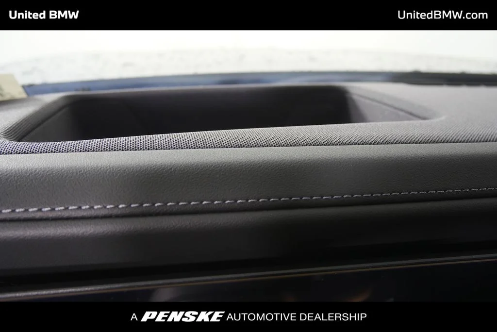 New 2026 Black Sapphire Metallic BMW 760i xDrive image 20