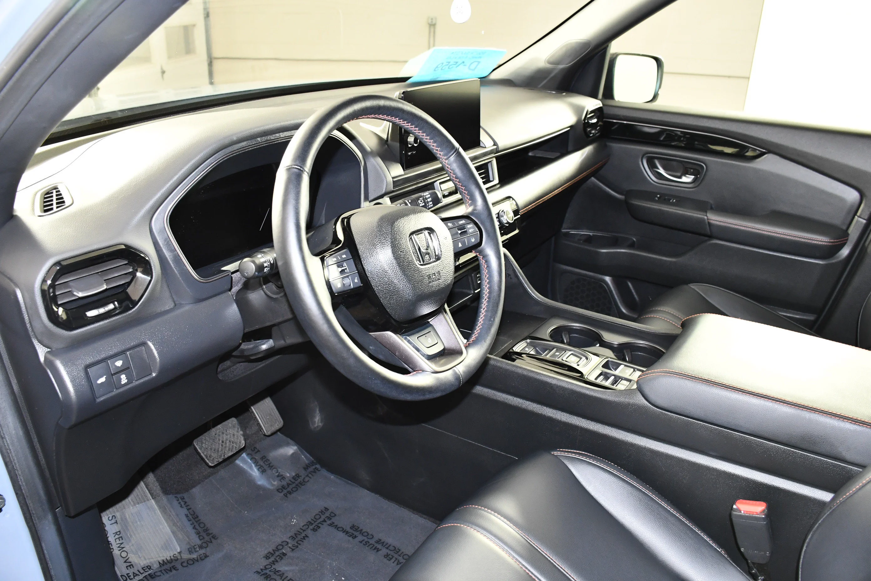 Used 2025 Sonic Gray Pearl Honda TrailSport image 2