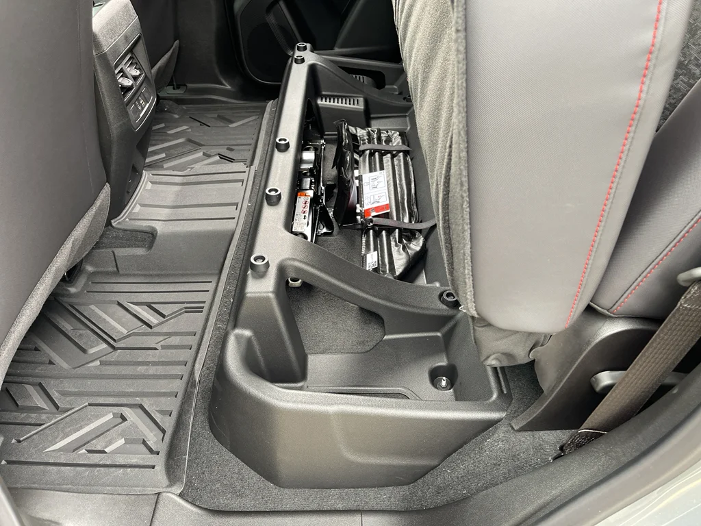 2025 Chevrolet Colorado Z71 - Photo 37