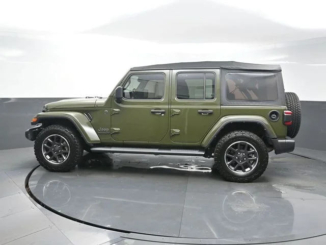 Used 2021 Green Jeep Unlimited Sport image 4