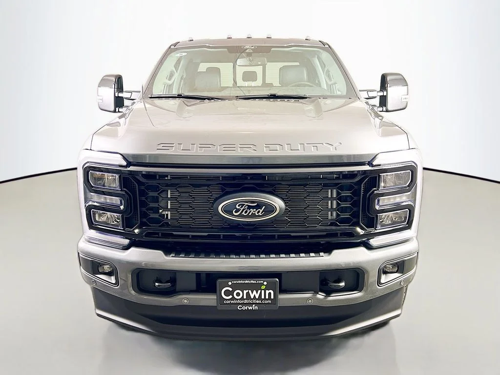 New 2026 Carbonized Gray Metallic Ford Lariat image 4