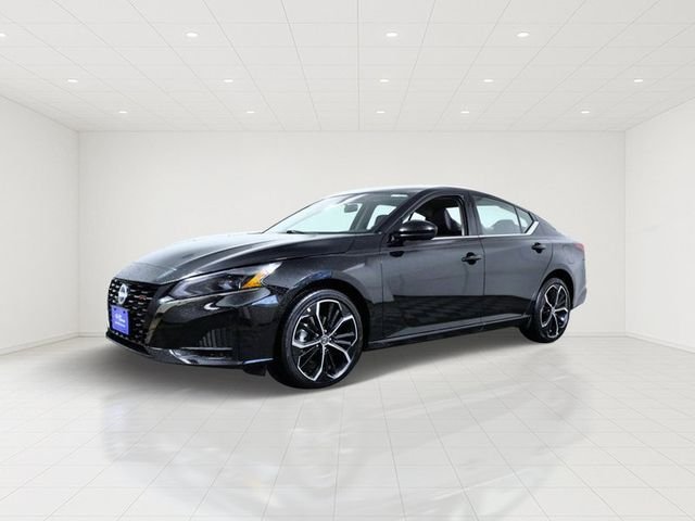 Certified 2025 Nissan Altima SR with VIN 1N4BL4CW5SN425670 for sale in Apple Valley, Minnesota