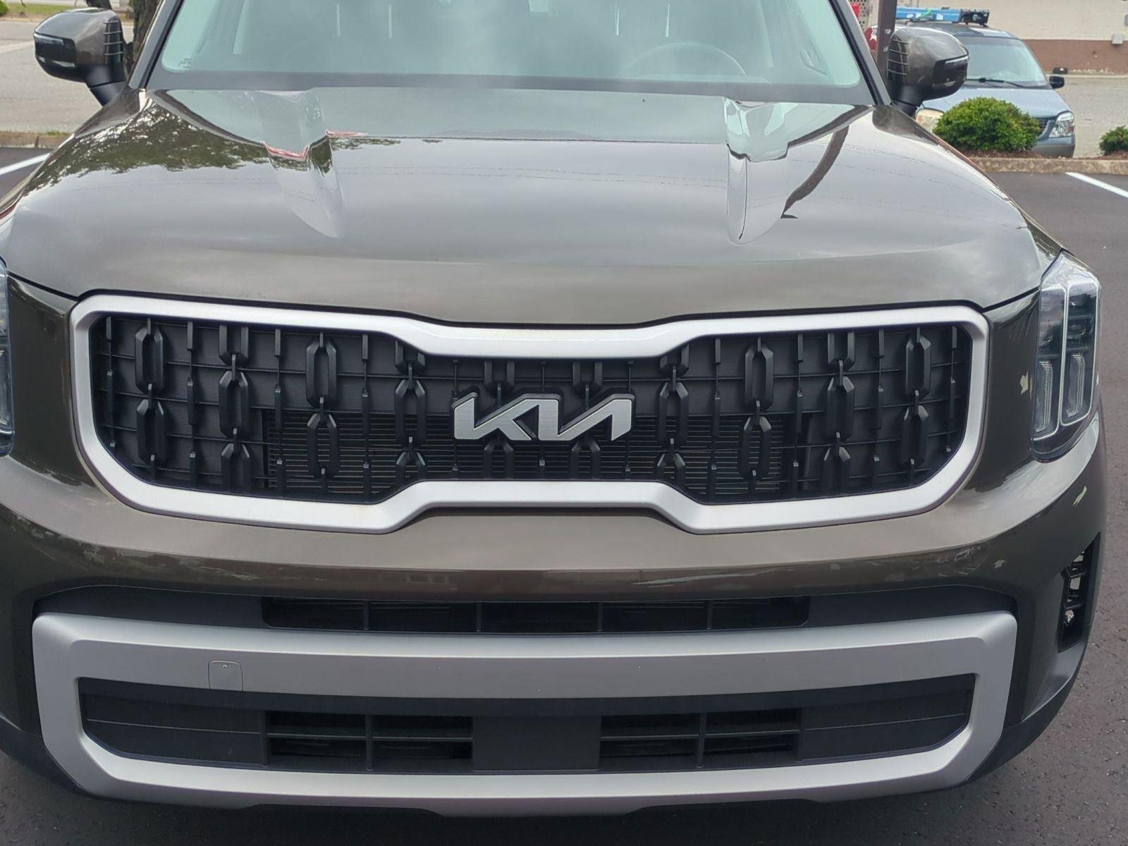 Used 2025 Dark Moss Kia EX image 25