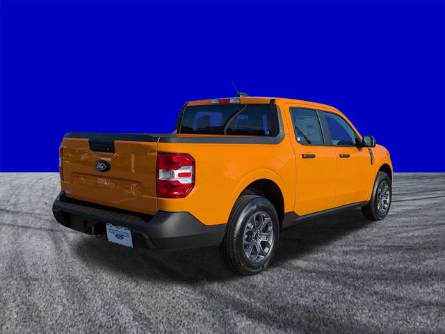 New 2026 Orange Fury Metallic Tri-Coat Ford XLT image 4