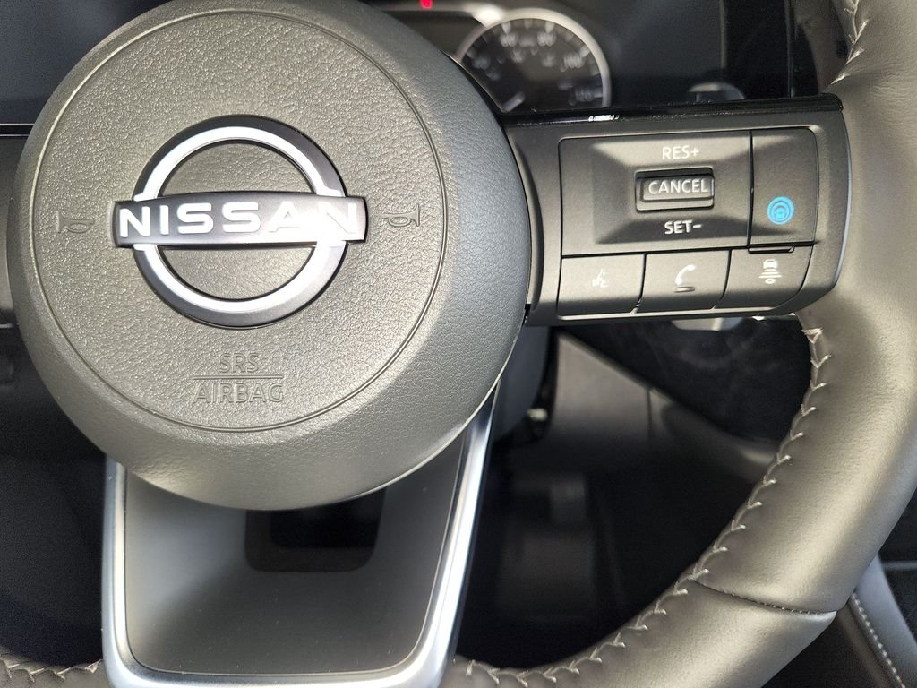 Certified Used 2025 Black Nissan SL 4WD image 27