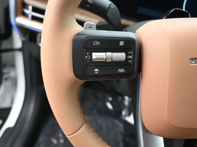 2026 Hyundai Santa Fe Limited - Photo 19