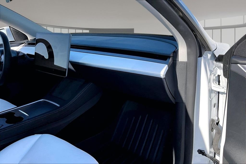 Used 2024 Pearl White Multi-Coat Tesla Long Range image 24