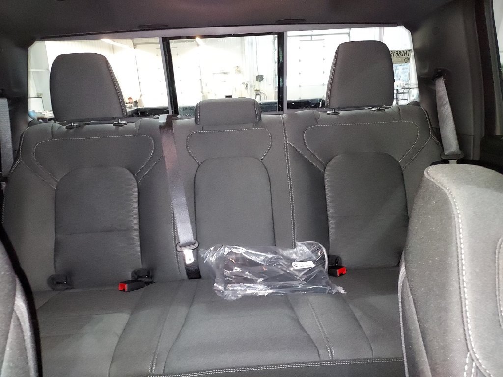 New 2026 Diamond Black Crystal Pearl-Coat Exterior Paint RAM Express image 14