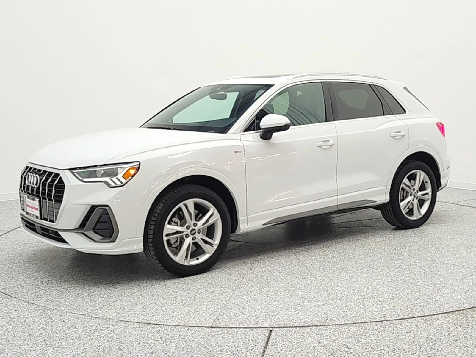 2023 Audi Q3 45 TFSI S Line Premium quattro's photo