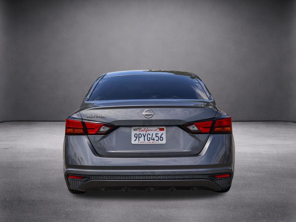 Used 2024 Gray Nissan 2.5 S image 5