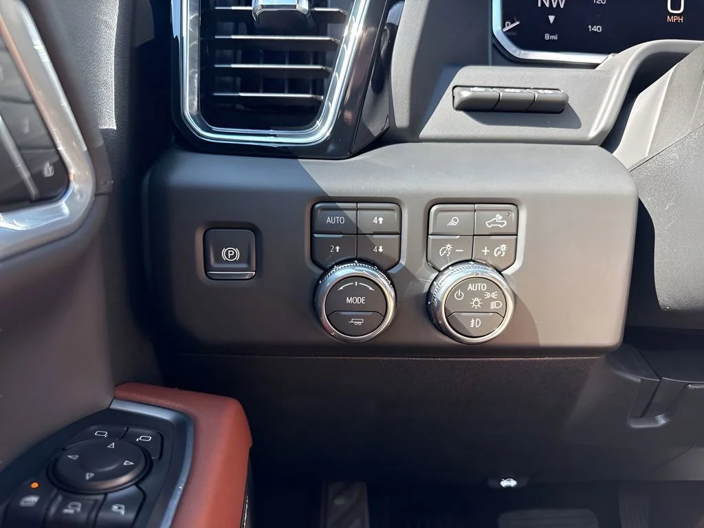New 2026 Glacier White Tricoat GMC Denali Ultimate image 25