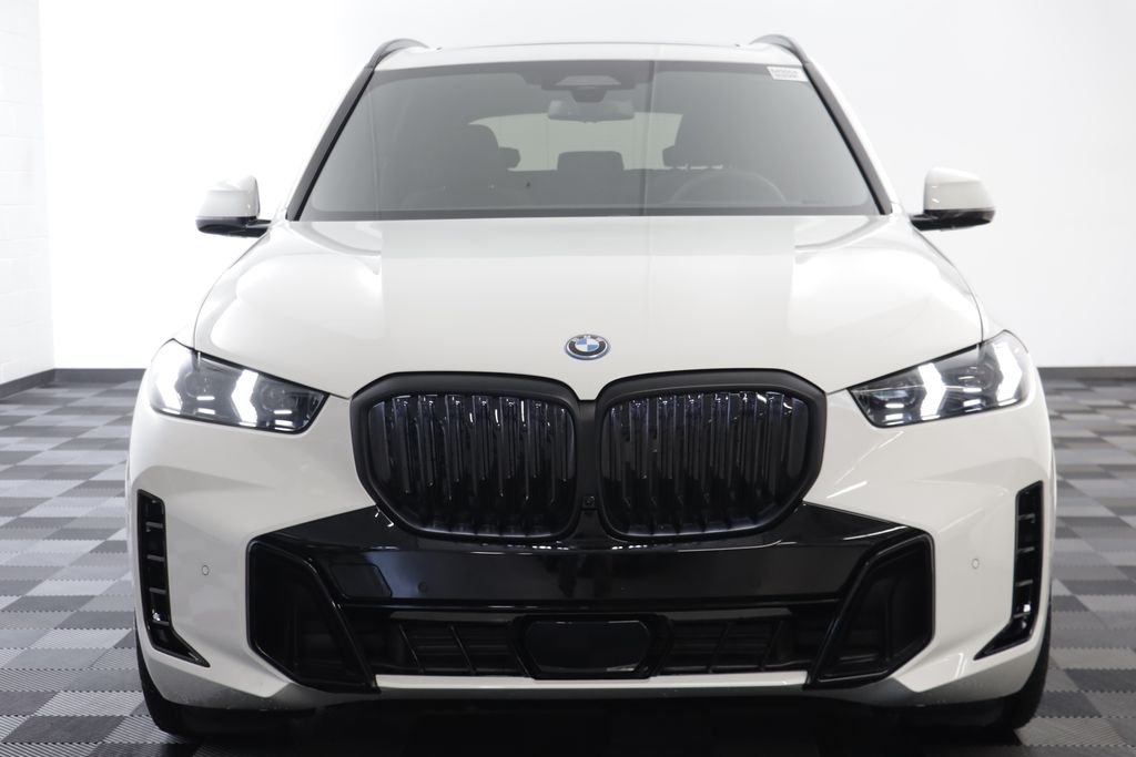 New 2026 Alpine White BMW xDrive50e image 23