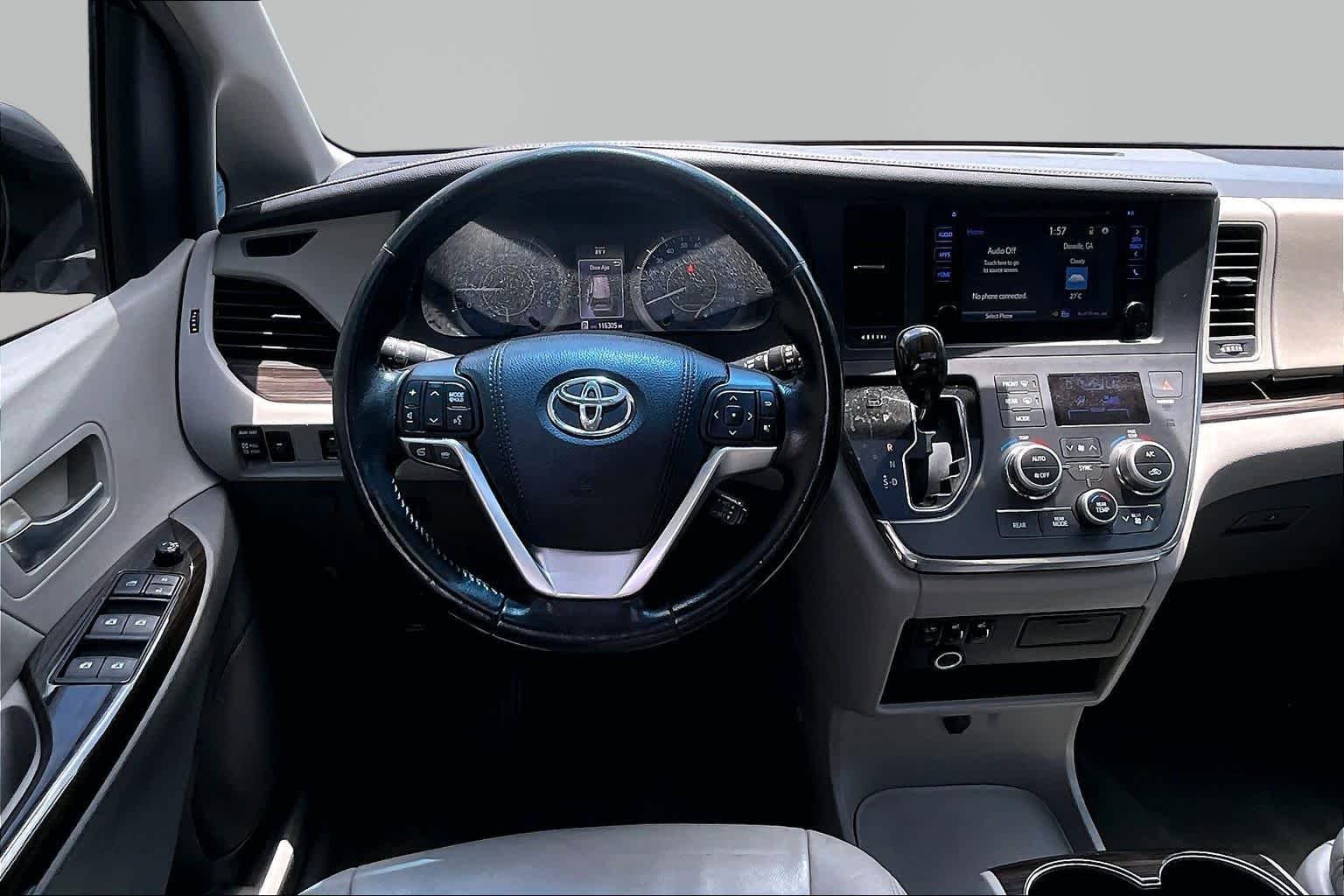 Used 2015 Shoreline Blue Pearl Toyota XLE image 6