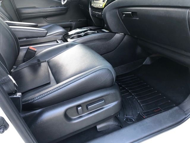 Used 2019 White Honda Elite image 16