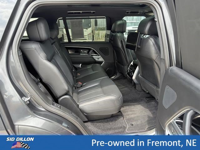 Used 2025 Gray Land Rover SE image 19