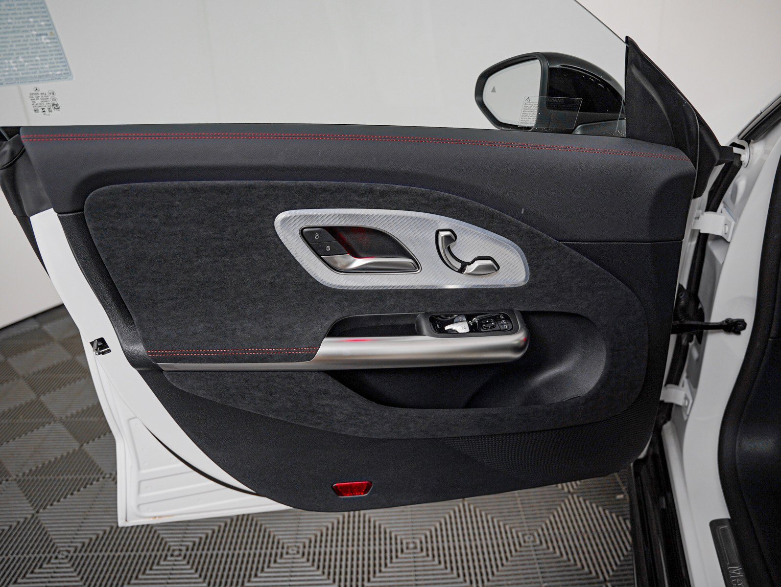 New 2027 Polar White Mercedes-Benz CLA 250+ image 21
