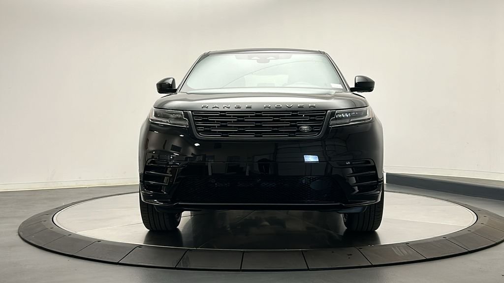 Used 2026 Santorini Black Metallic Land Rover Dynamic SE image 8