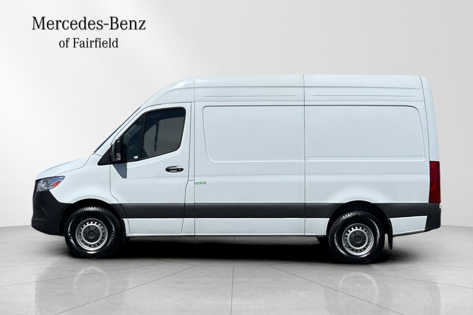 Used 2025 Arctic White Mercedes-Benz Cargo 144 WB image 4