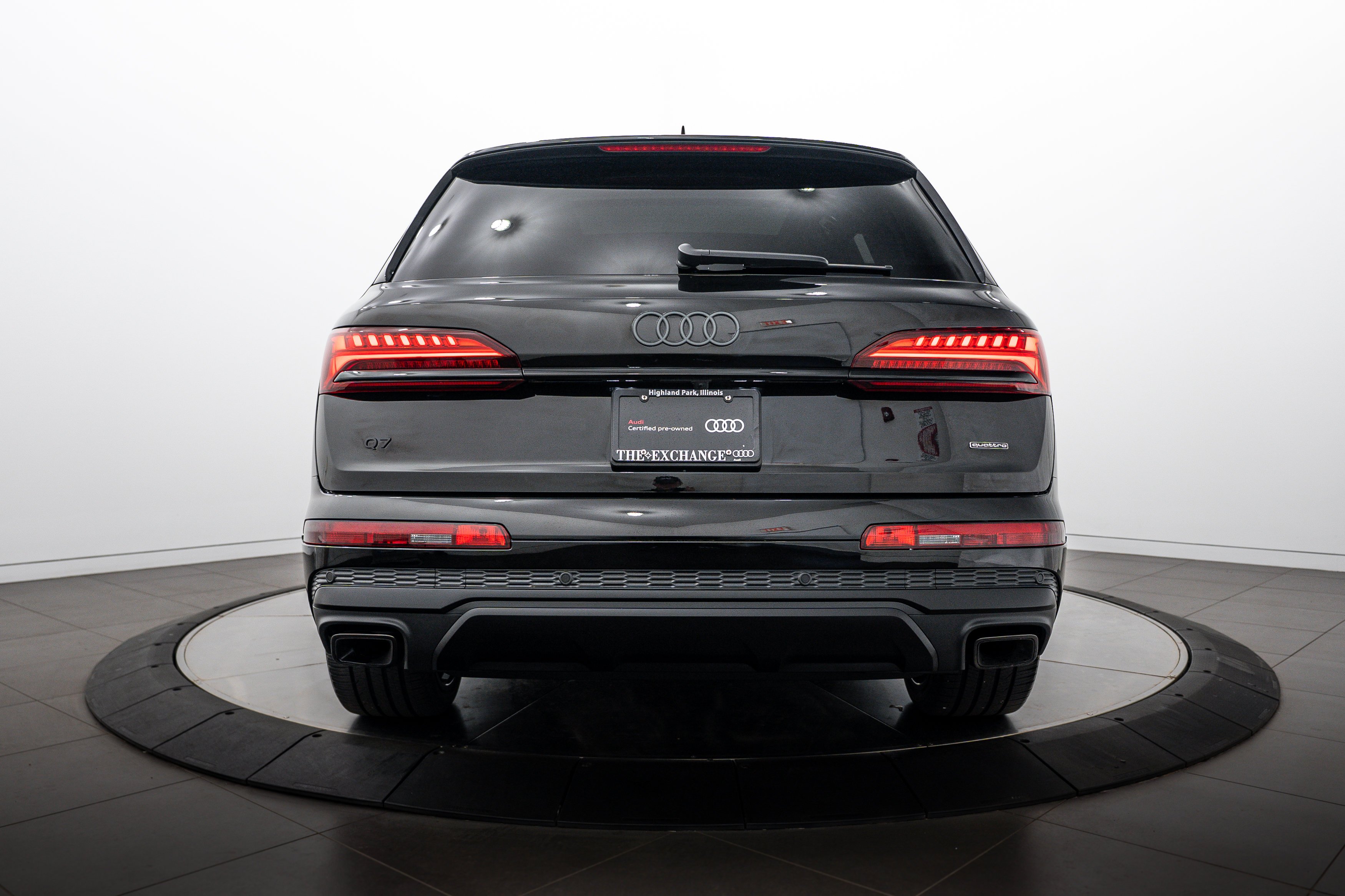 Certified Used 2025 Mythos Black Metallic Audi Prestige image 22