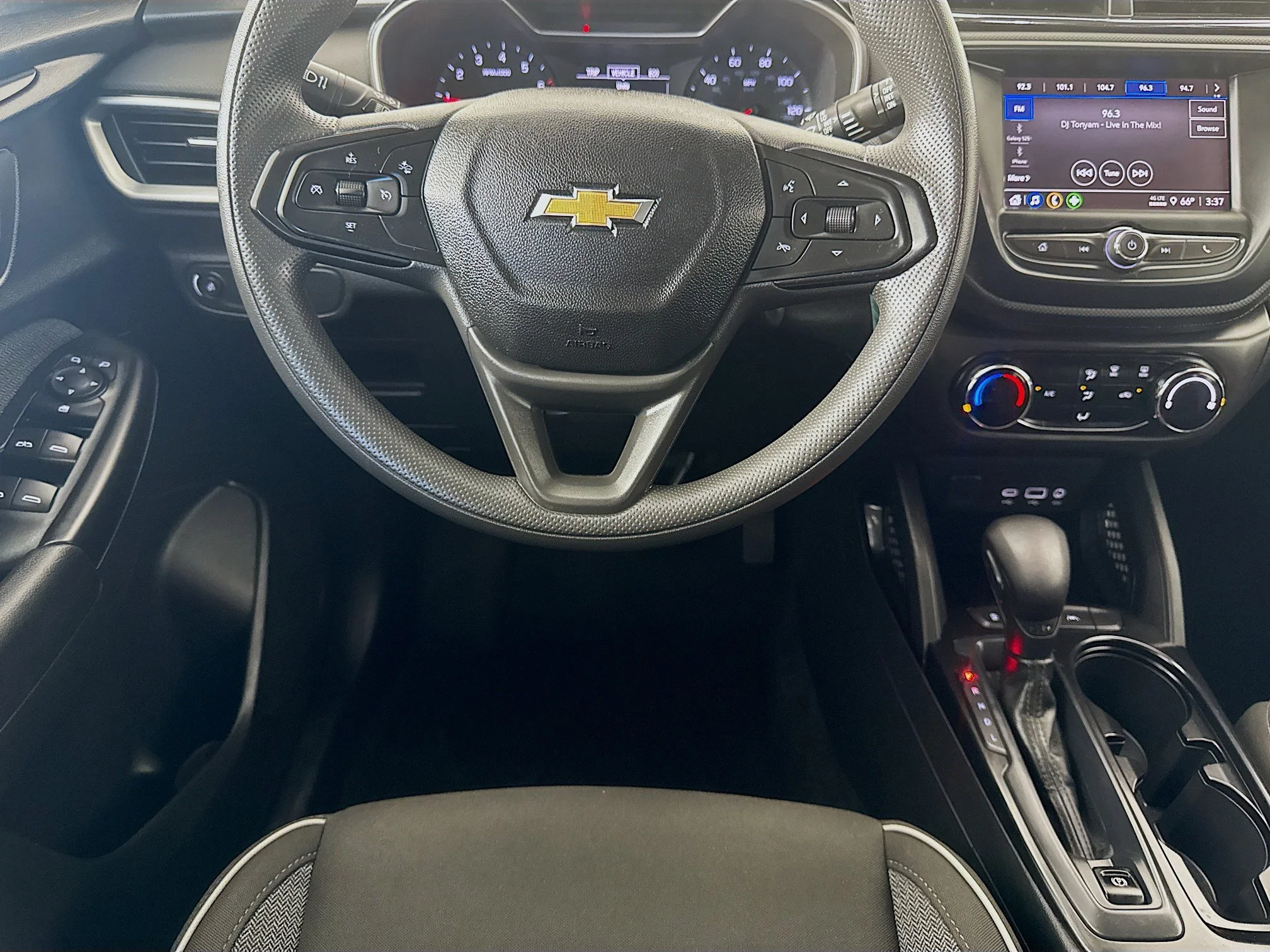 Used 2021 SATIN STEEL METALLIC Chevrolet LS image 23