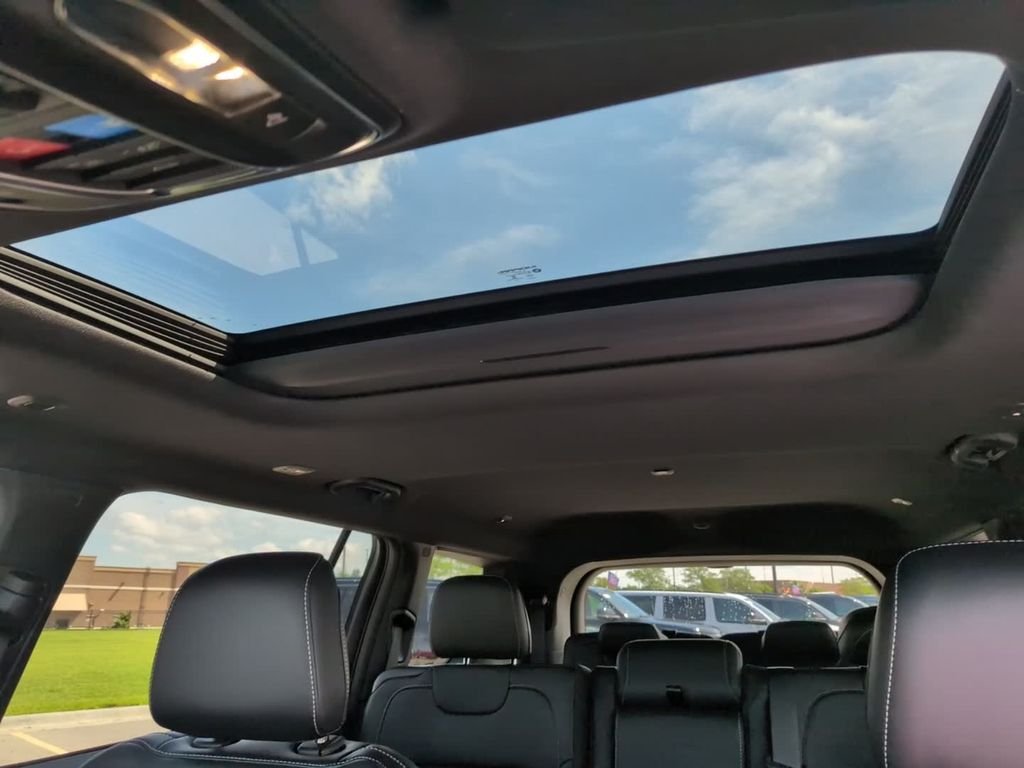 New 2026 Gray Jeep Altitude image 24