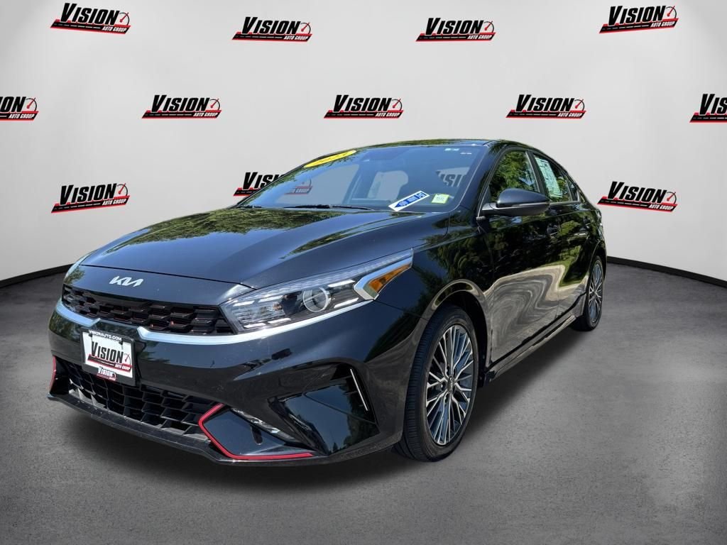 2023 Kia Forte GT-Line AT's photo