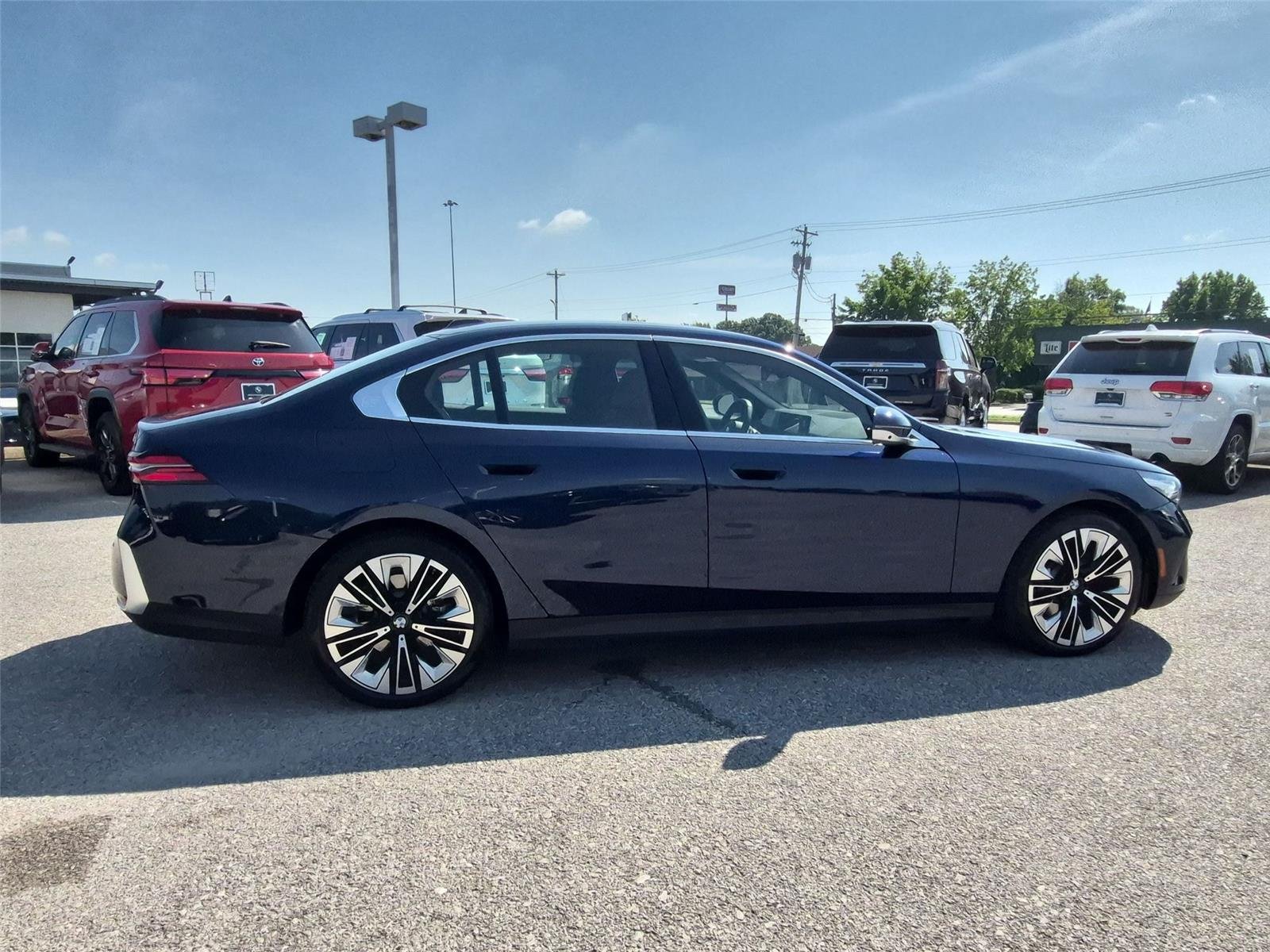 Used 2026 Tanzanite Blue II Metallic BMW 530i xDrive image 6