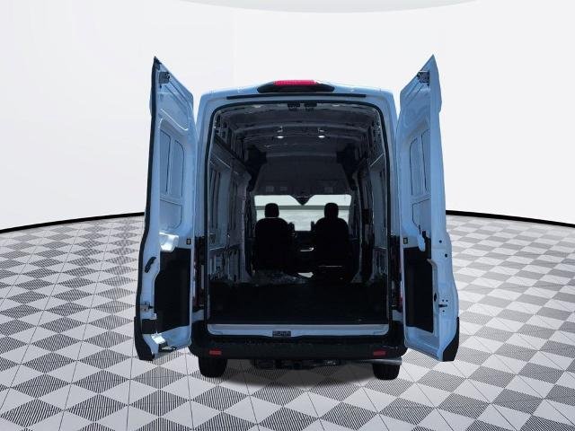 New 2026 Oxford White Ford Cargo Van image 23
