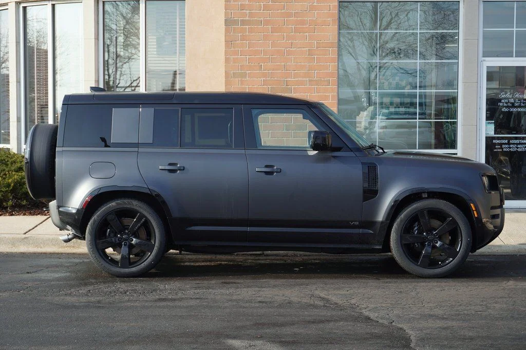 Certified Used 2026 Gray Land Rover V8 image 8